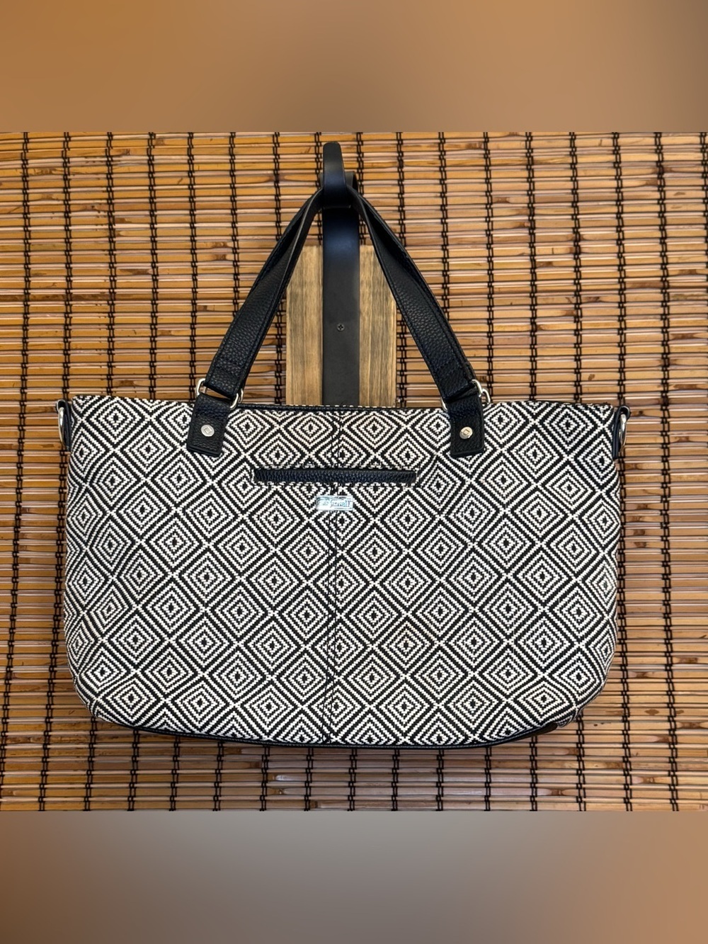 Jewell by Thirty One Miles of Styles Graphic Weave Diamond Tote Bag